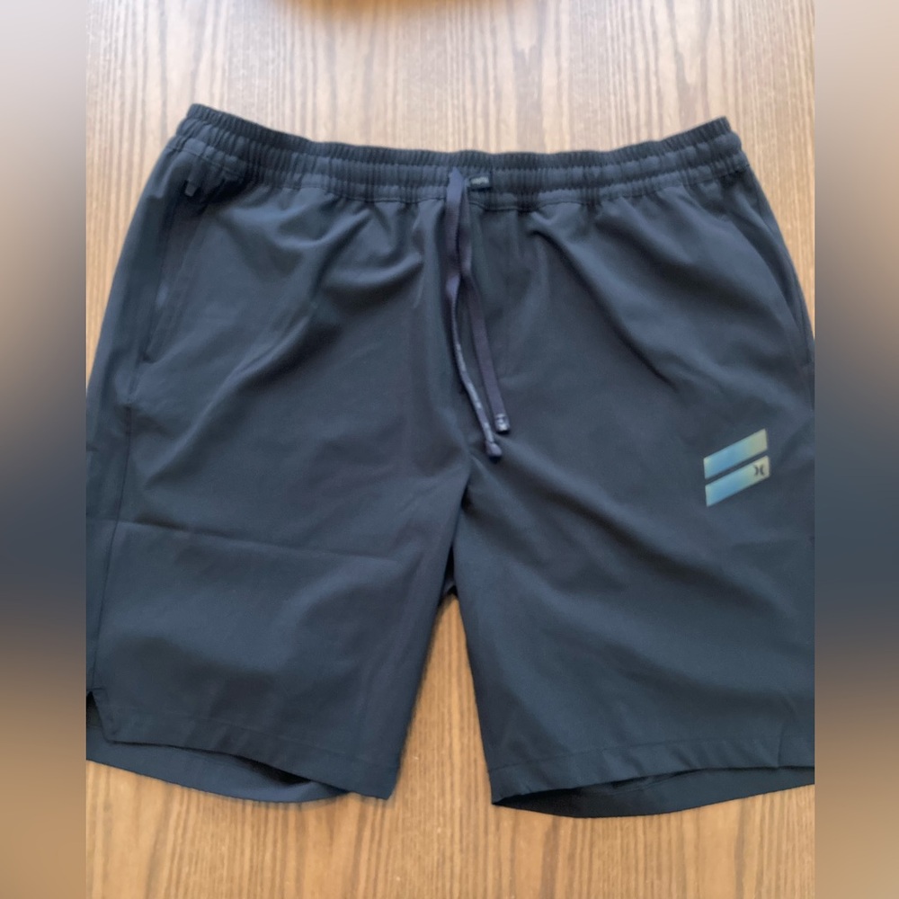 NWT hurley black exist shorts